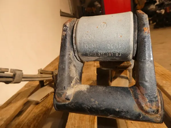 VW AMAROK 2H RESOR RESORY 2H0511151BJ image 4