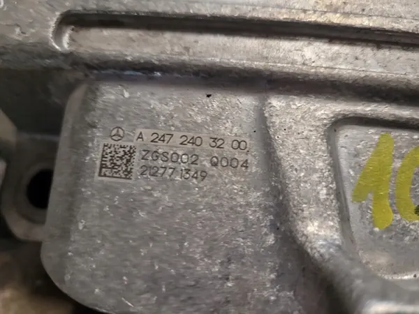 MERCEDES Soporte de motor A2472405500 + A2472403200 image 4