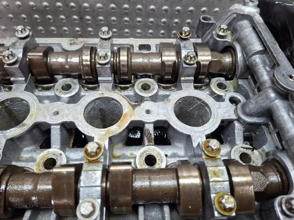 Culasse Moteur OEM 55572074 pour Opel Zafira B image 4