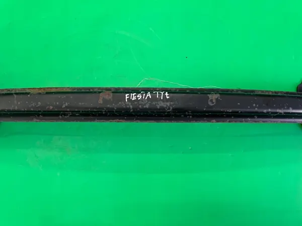 Takapuskuri vahvistus 8V51-17912-BE Ford Fiesta MK7 image 3