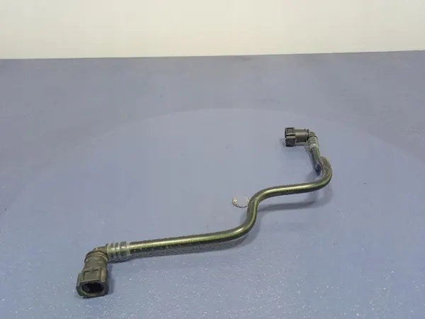 Conducto Combustible Audi SQ8 OEM 4M0201220K - Usado image 2