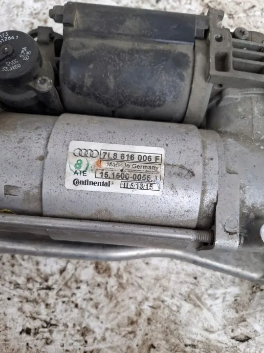 Pompe compresseur suspension Audi OE 7L8616006F image 4