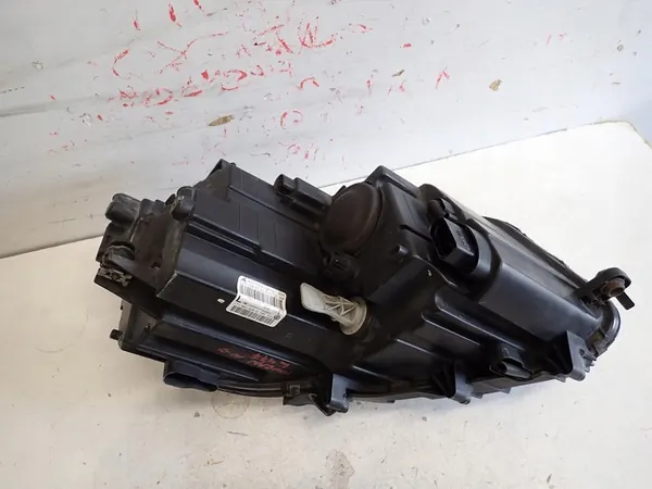 Vasen etuvalaisin VW TOURAN 2010-2015 1T1941005G image 6