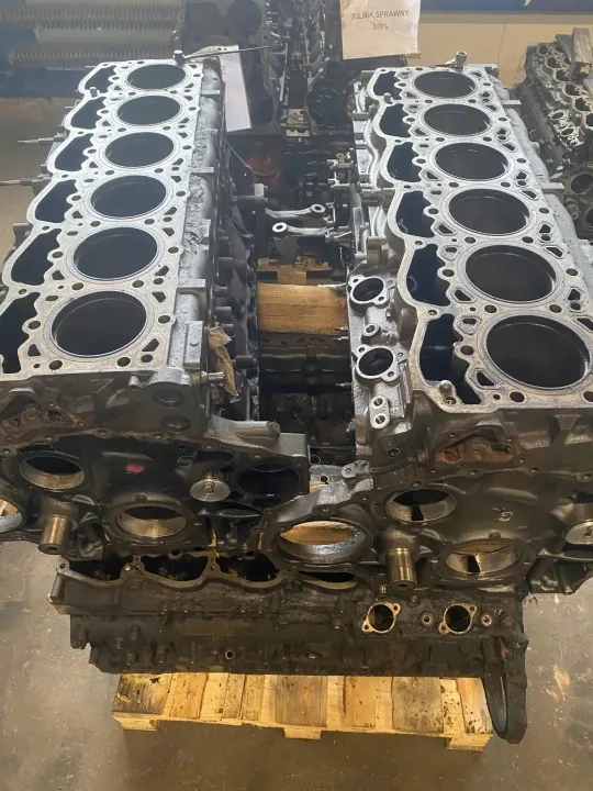 DAF Motorblock OEM 0965294g - 510PS Euro 6 image 3