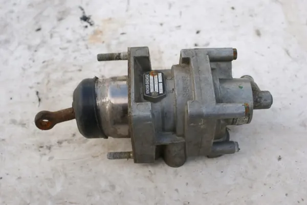 Jarruventtiili Knorr-Bremse MB4825 MAN-kuorma-autoille image 3