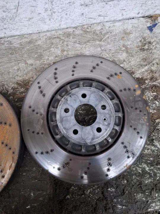 Jarrupanssit OEM 4M0615301BJ Audi RSQ3/RS3:lle image 5