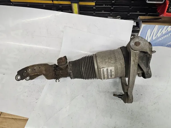 Amortecedor Dianteiro Direito Audi Q7 4L OEM 7L8616040A image 9