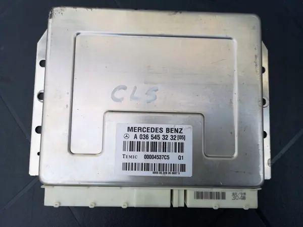 Mercedes Airmatic Controller A0365453232 - Gebruikt image 2
