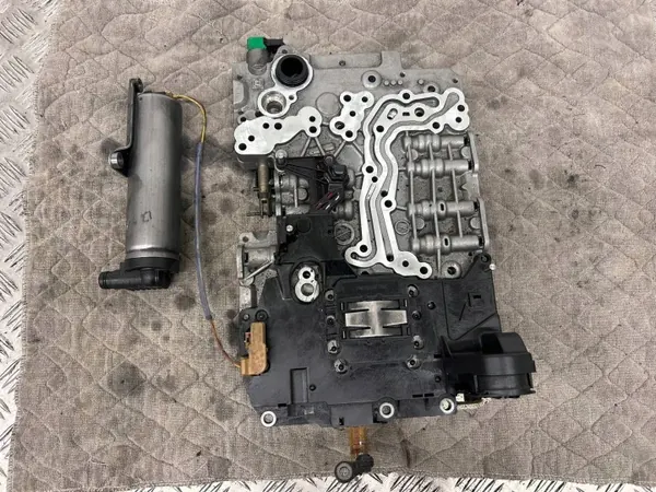 Mécatronique BMW X5 E70 OEM 0260550074 image 2