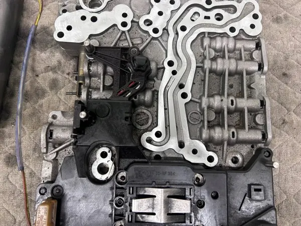 Mécatronique BMW X5 E70 OEM 0260550074 image 5