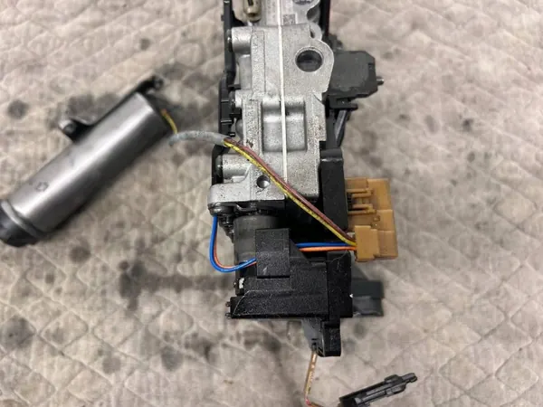 Mécatronique BMW X5 E70 OEM 0260550074 image 9