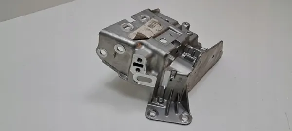 Sicherheitsgurt-Halterung Mercedes GT AMG OEM A2906361900 image 3