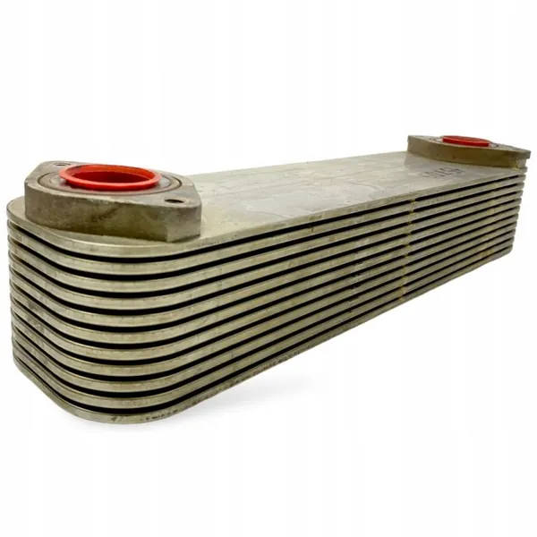 Arrefecedor de óleo motor Iveco OEM 5801463042 - Usado image 6