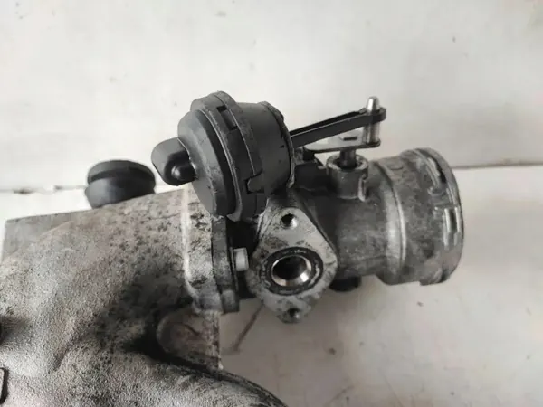 Ansaugkrümmer VW Golf Plus 03G129713AF image 3