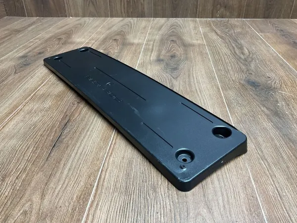 Porsche Taycan Ondermat OEM 9J1807287AA image 3