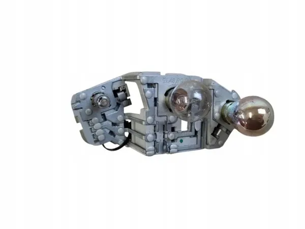Connecteur lampe arrière Volvo V60 OEM 21499009 image 2