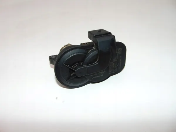 Uitlaatklep OEM M8D2-9F646-AC voor Range Rover image 3
