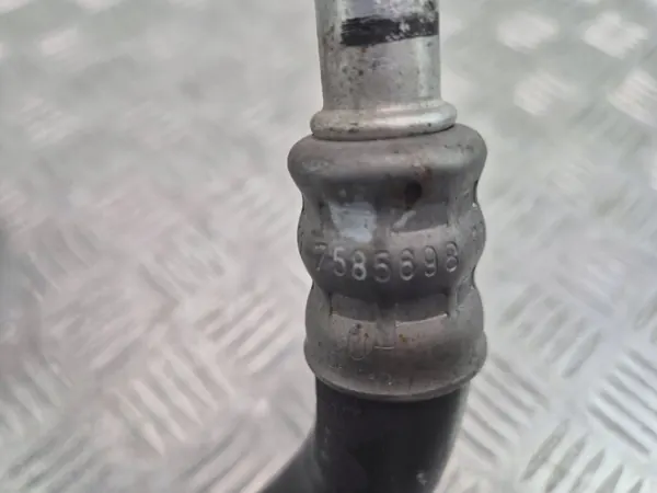 BMW 5 GT F07 535i Ölkühler-Schlauch OEM image 3
