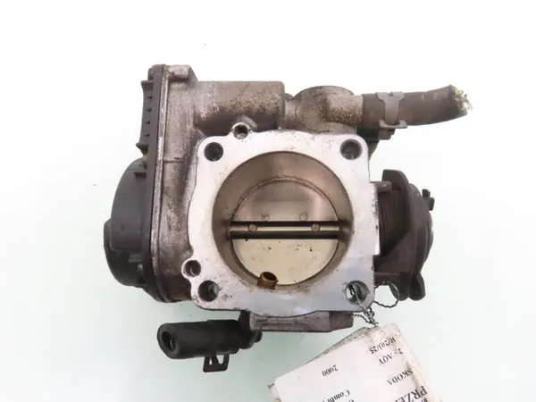Corps de papillon OEM 06A133066E pour SKODA image 5