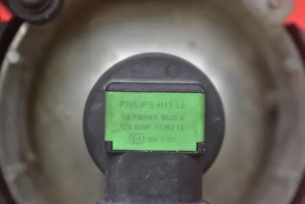 Faros Halógenos Derecho Mitsubishi Colt 2002-2009 MR957361 image 3