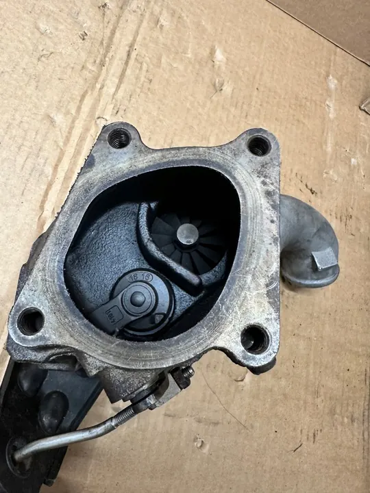 Turbocompresor AUDI RS6 4.2 077145704K image 6