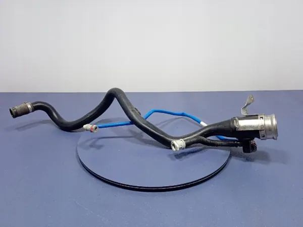 BMW Tankkauskaula OEM 7449050 3-sarja G20/G21 image 2