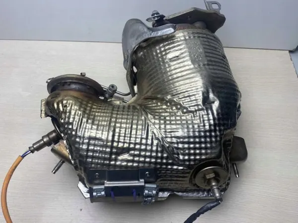 Catalyseur DPF Renault Espace VI OEM 208A09229R image 6