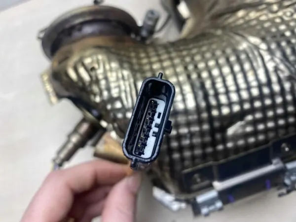 Catalyseur DPF Renault Espace VI OEM 208A09229R image 8