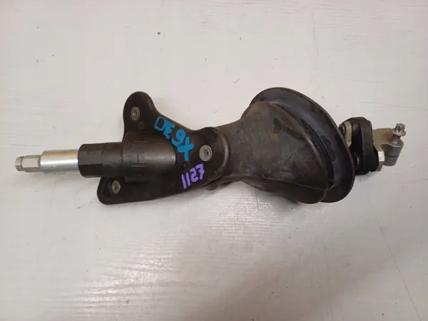 BMW Rattstamaxel OEM 6777040 - Begagnad image 2