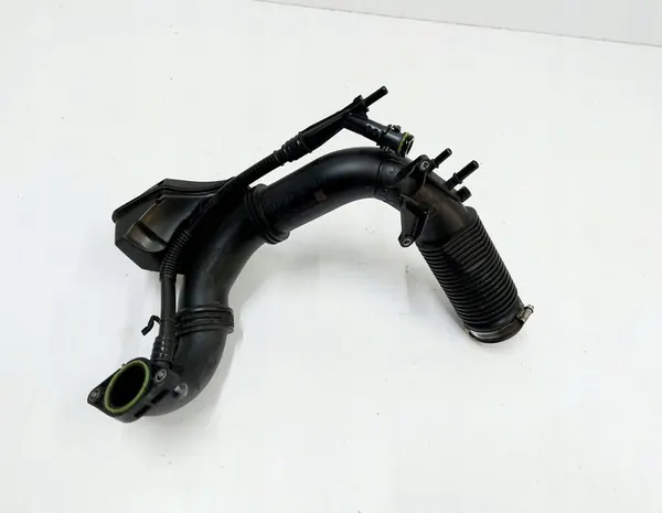 MERCEDES 1.3 A KL W177 GLA Luftschlauch A2820904100 image 2