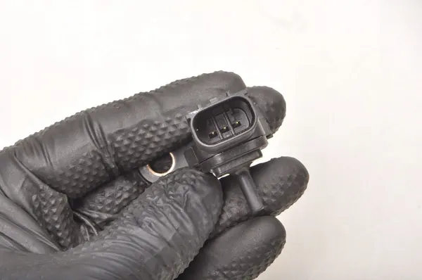 MAP Sensor Toyota Yaris IV 89421-33010 image 4