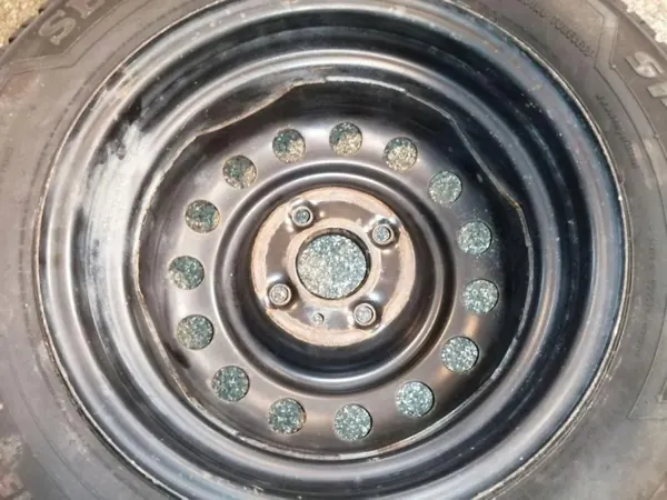 Gebrauchtes Reserverad OEM 529102D050 für Hyundai Lantra II image 5