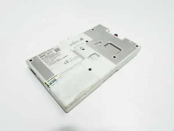 BMW 9876785 antenneversterker voor 1 Serie F40 image 2