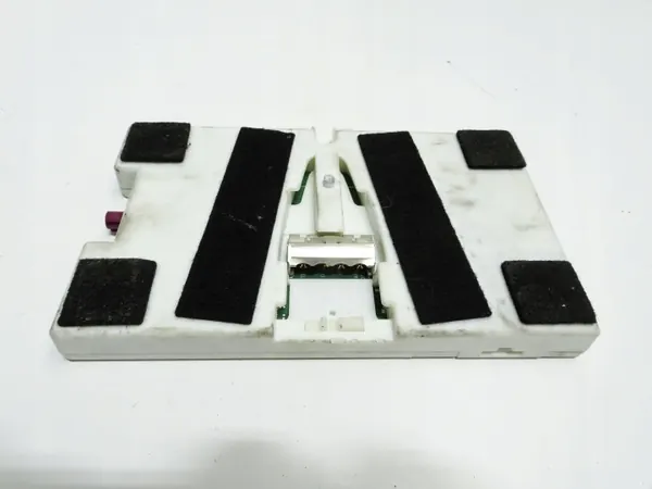 BMW 9876785 antenneversterker voor 1 Serie F40 image 3