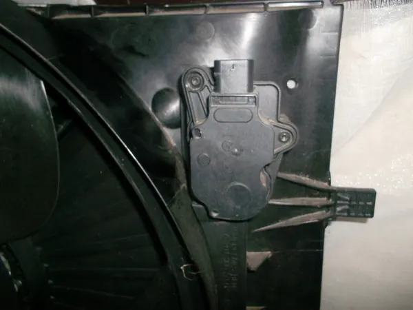 MERCEDES S KLASA 222 W222 Kylarrubrik A0999060512 image 4