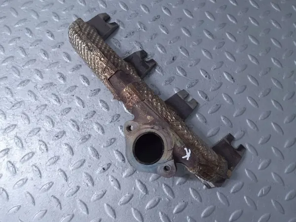Coletor de escape lado esquerdo OEM 057253033CE Audi Q7 image 3