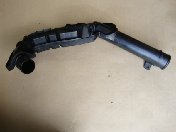 Tubería de entrada del intercooler Volvo V70 2.0D image 2