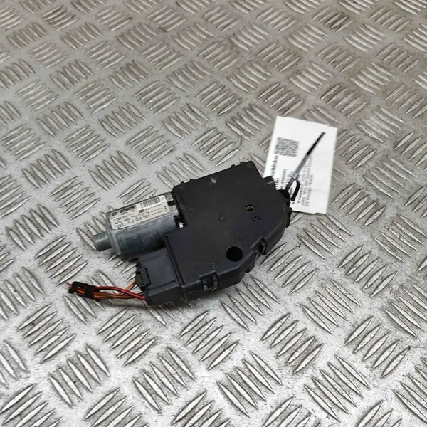 Motor de teto solar OEM 0390200071 Audi Q7 4L 2007 image 4