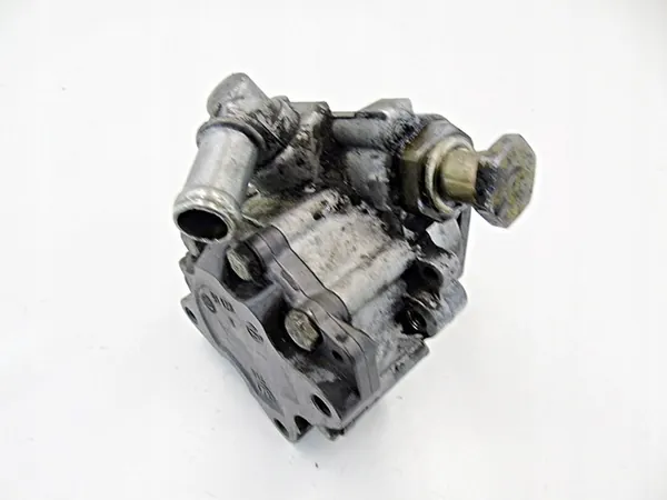 Bomba de direção assistida 2.5 TDI Audi A4 A6 Passat image 3