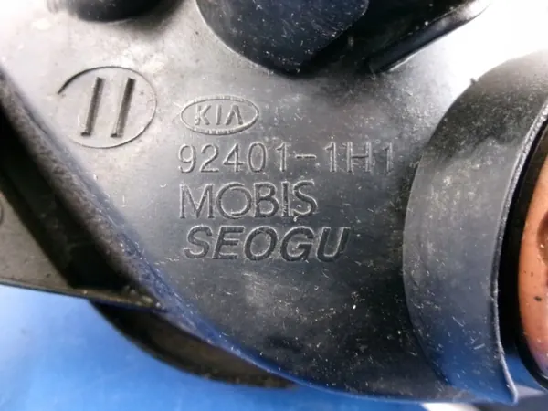 Luz Trasera Antiniebla Kia Ceed I OEM 92401-1H1 image 3