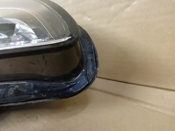 Oikea Ajovalo Opel Corsa E 14- image 4