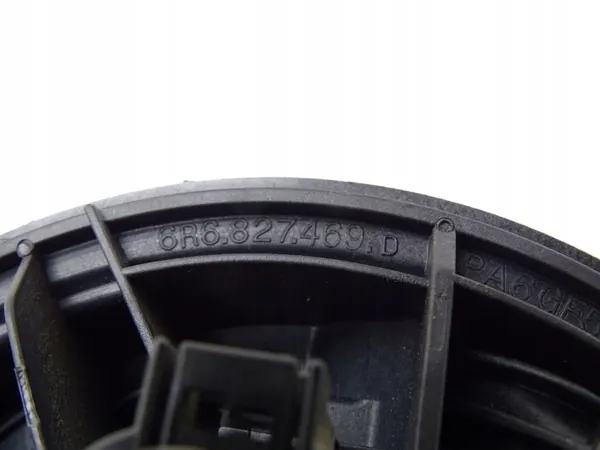 Poignée de coffre OEM 6R6827469D pour VW Polo V 6R image 4