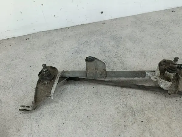 Mitsubishi Colt VI pyyhkijämoottori OEM 8250A153 MS159200-6821 image 4