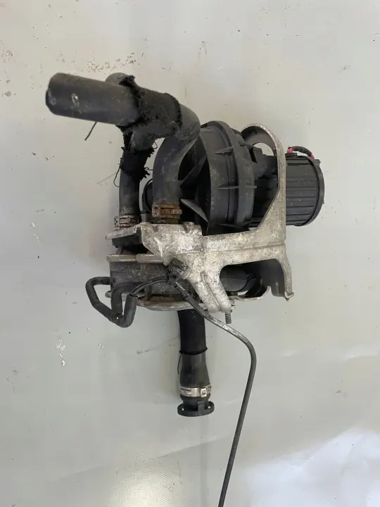 Pompe à air secondaire OEM 07L959253A pour Audi A8 S8 D3 image 2