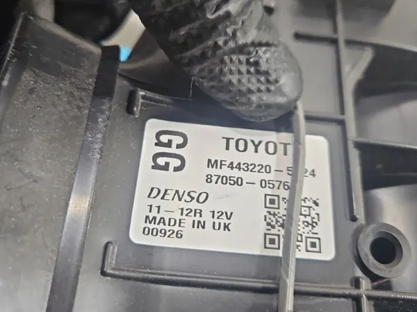 Radiateur de chauffage Toyota Auris II OEM 87050-05761 image 9
