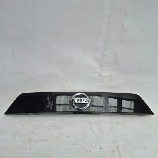 OEM 6383U100 Moldura Porta-Malas para Nissan Micra V 2016-22 image 2