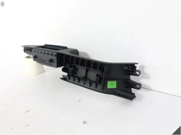 Tirador Puerta Derecha Trasera OEM 66707147 Audi image 7