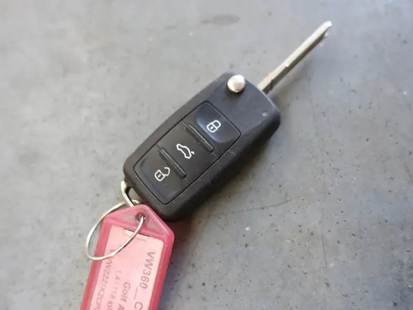 VW GOLF VI Nyckel Fjärrkontroll 434MHz 5K0837202E image 2