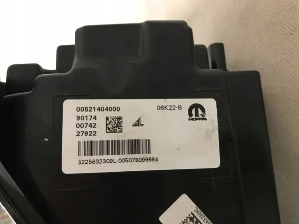 Fiat 500E 22- LED DRL Pisca Direito OEM 00521404000 image 5