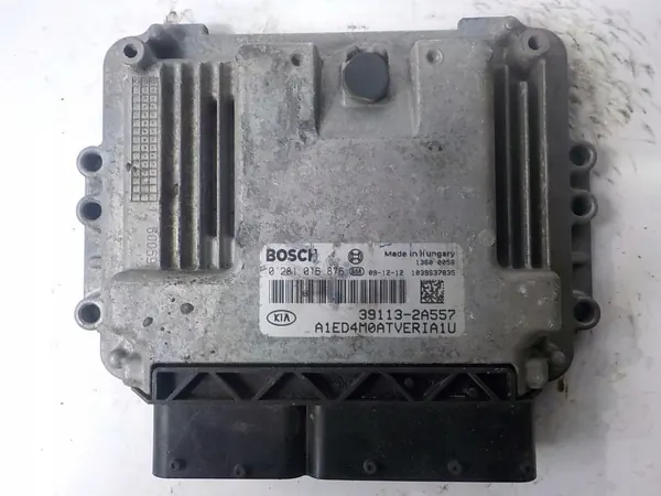 Calculateur Kia OEM 0281016876 39113-2A557 - Occasion image 2